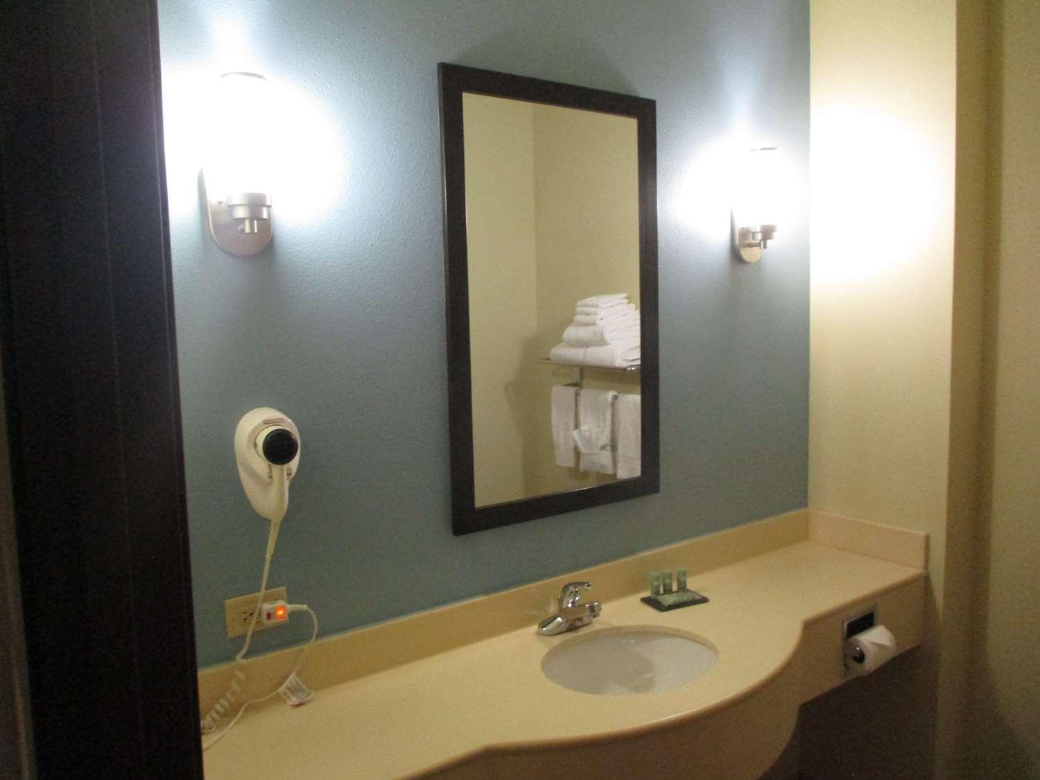 Best Western Coffeyville Central Business District Inn And Suites المظهر الخارجي الصورة
