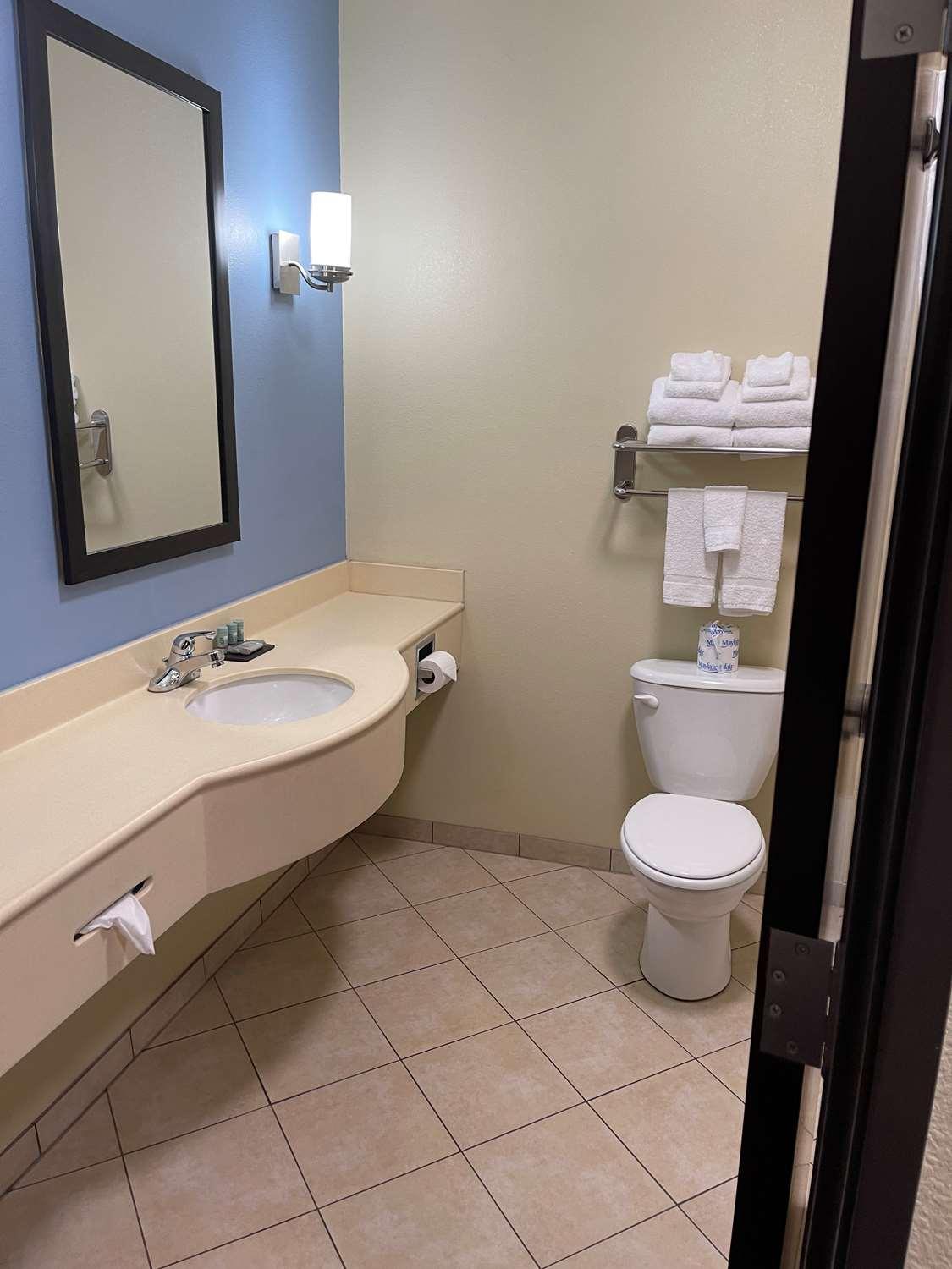 Best Western Coffeyville Central Business District Inn And Suites المظهر الخارجي الصورة