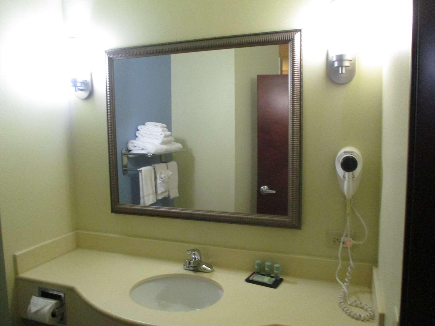 Best Western Coffeyville Central Business District Inn And Suites المظهر الخارجي الصورة