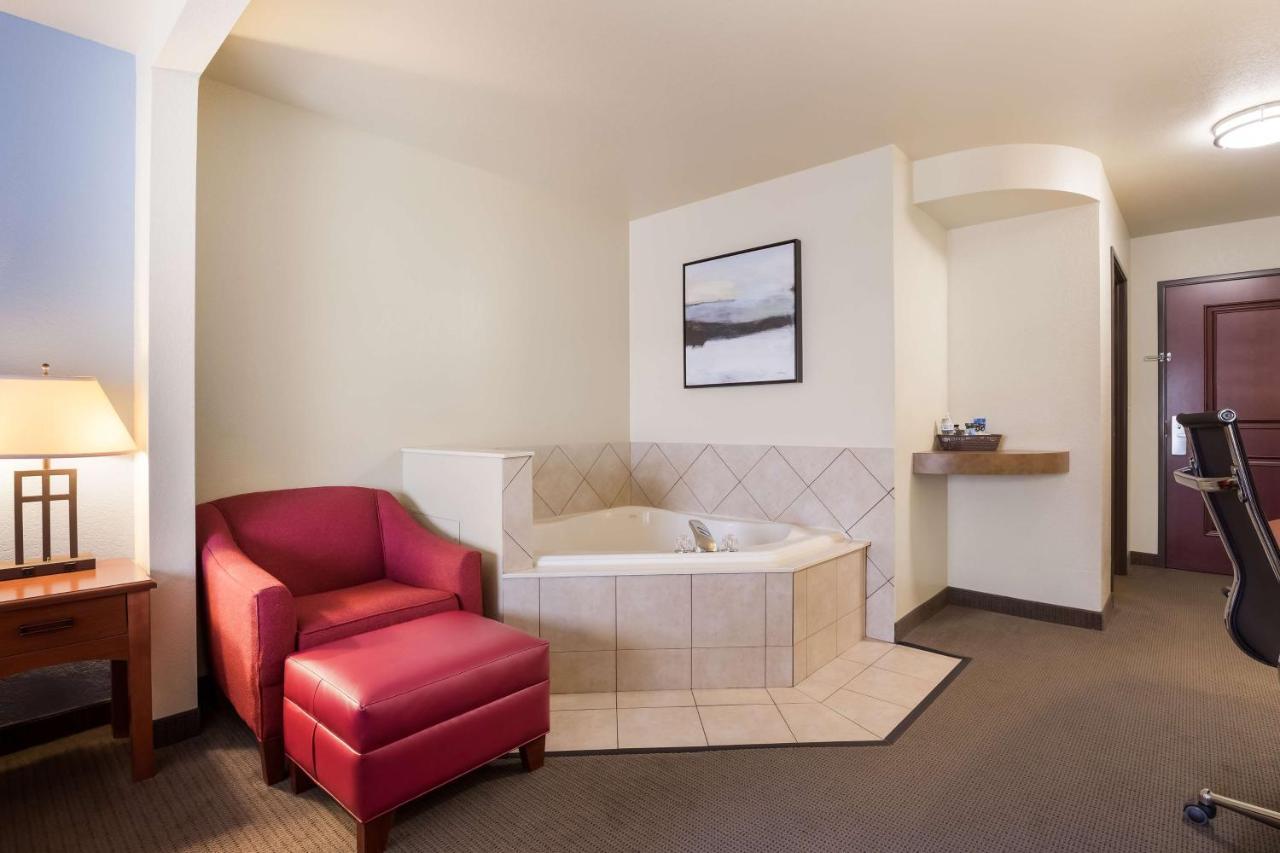 Best Western Coffeyville Central Business District Inn And Suites المظهر الخارجي الصورة